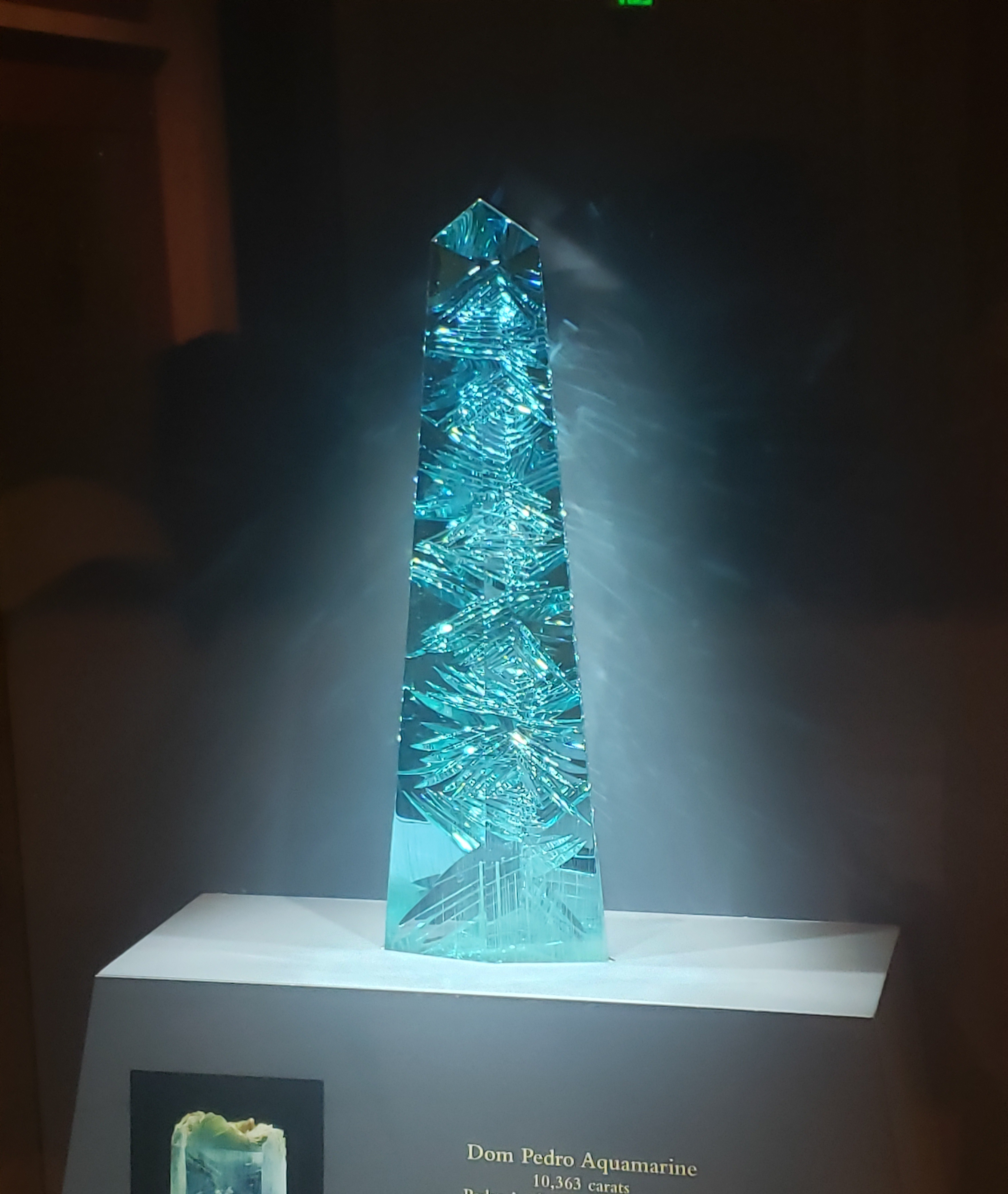Dom Pedro 海蓝宝（全球最大切磨海蓝宝）